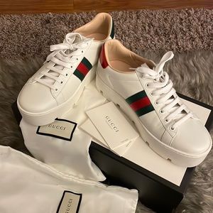 Gucci shoes